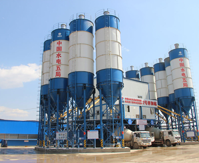 中國（guó）水利水電五（wǔ）局成昆鐵路專用HZS120