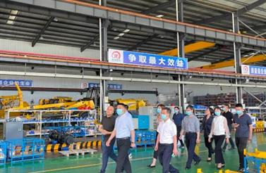 時事 | 市（shì）人（rén）大常（cháng）委（wěi）會一行調研麻花传媒MV在线观看智裝製（zhì）造業（yè）發展工...